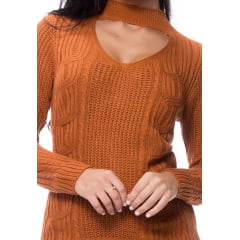 Blusa tricot gargantilha fang e tranças Blusa tricot gargantilha fang e tranças